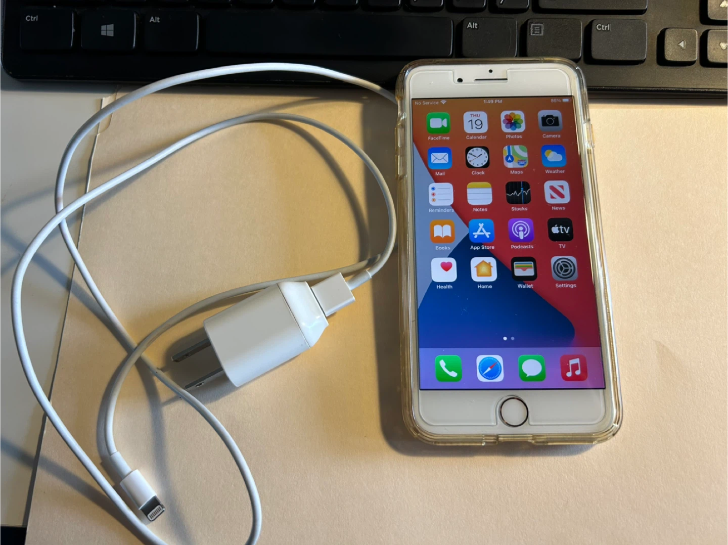 Apple iPhone 8 Plus 64GB Gold Unlocked GREAT Condition