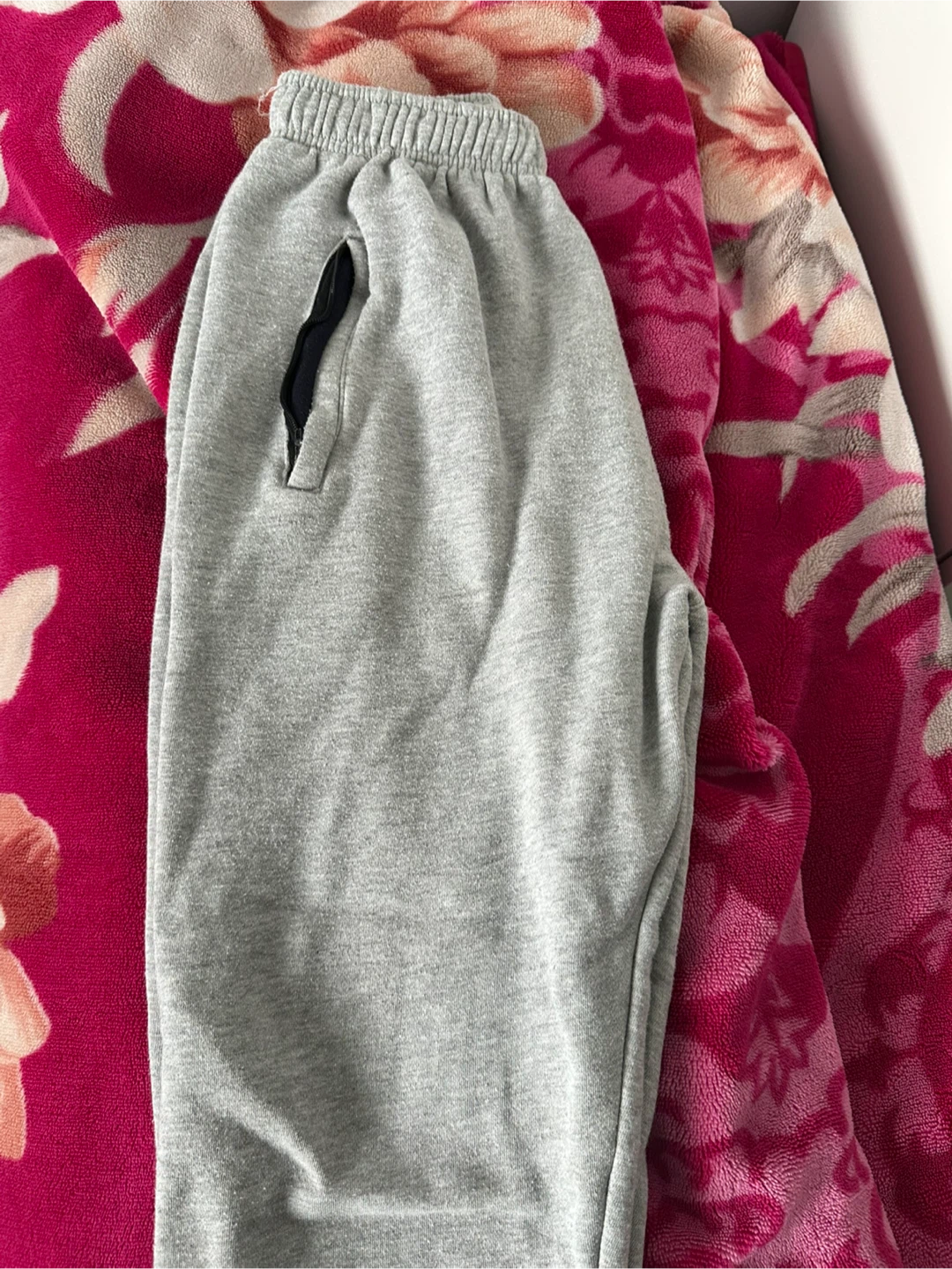GAP Grey Sweatpants with Zipper Pocket (XS) - photo 2