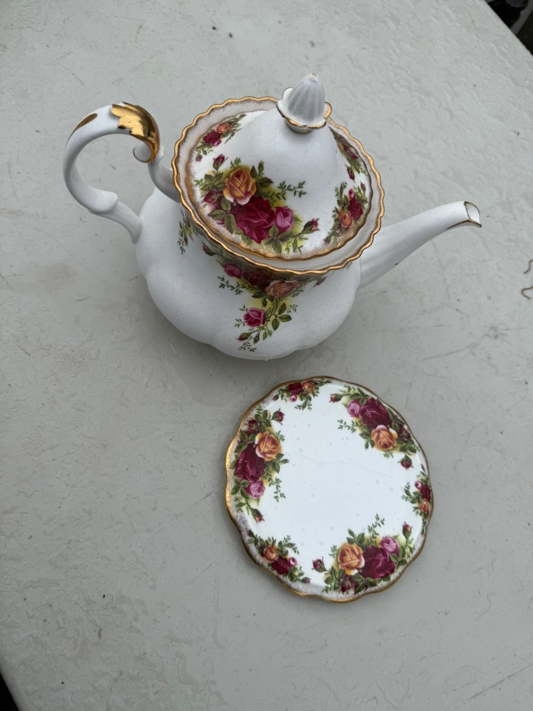 Royal Albert Old Country Roses Teapot