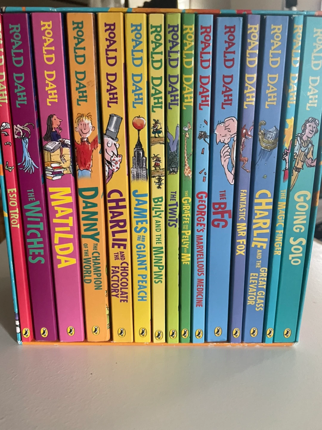 Roald Dahl Collection 16 Fantastic Stories Book Set