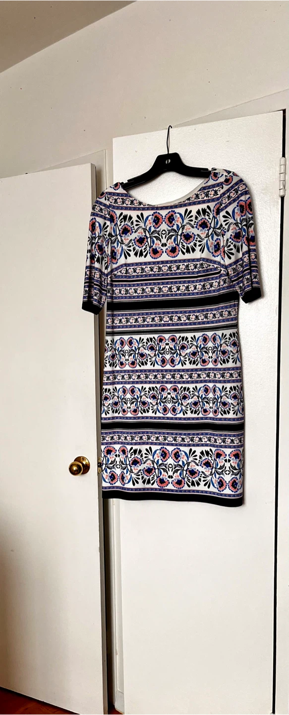 Eliza J Floral short sleeve Print Dress Size 6 - photo 3