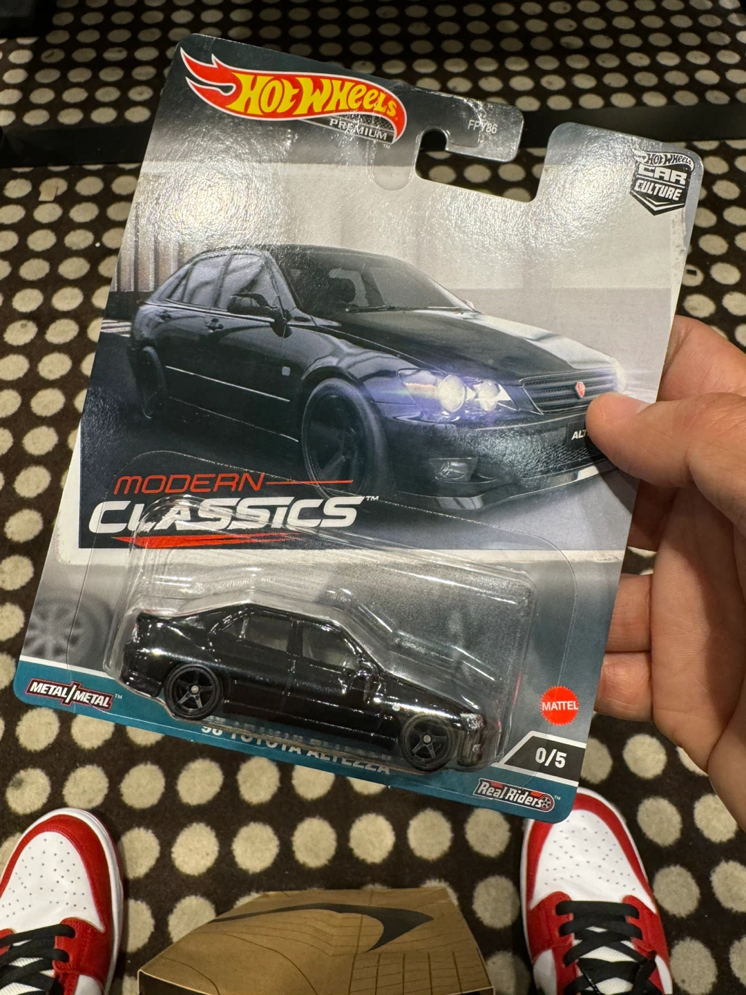 Hot wheels chase Toyota Altezza