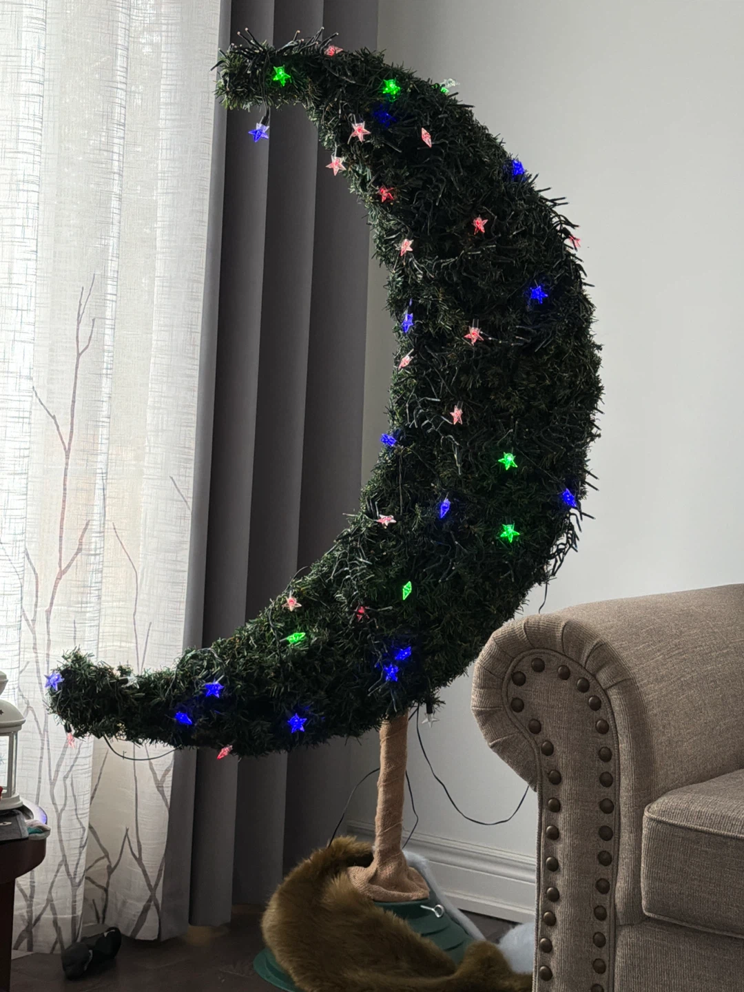 Moon Shaped Ramadan Tree with Star Lights