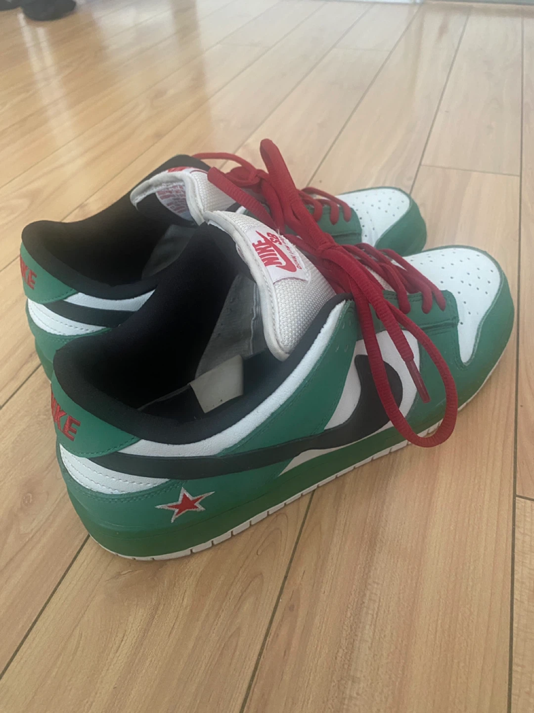 Nike SB Dunk Heineken