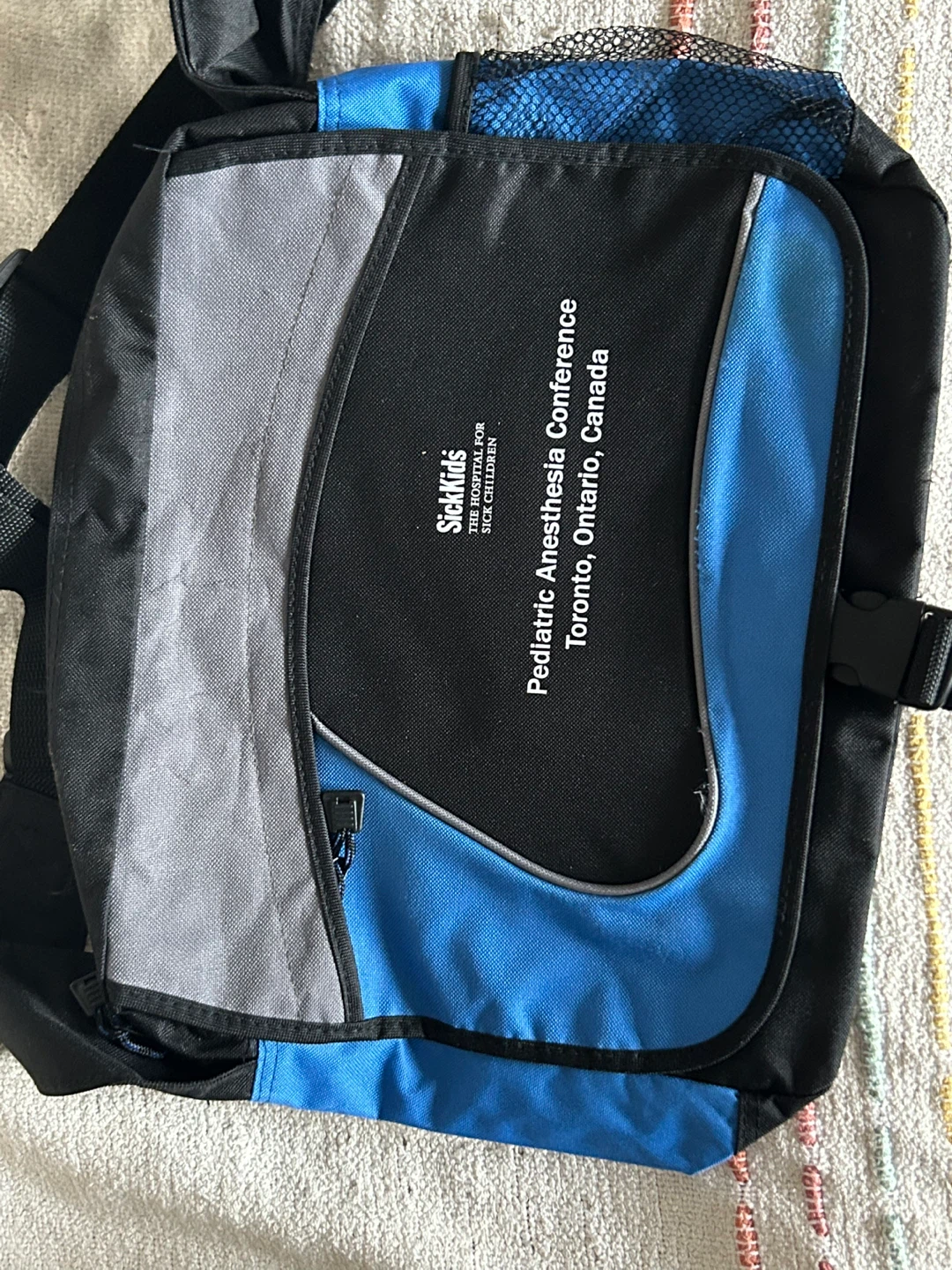 Free bags/luggage - photo 3