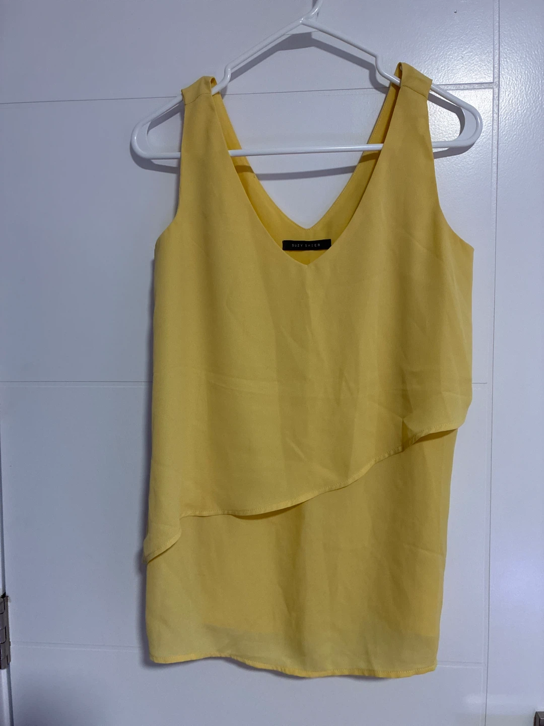 Suzy Shier Yellow Sleeveless Blouse - Size P/S
