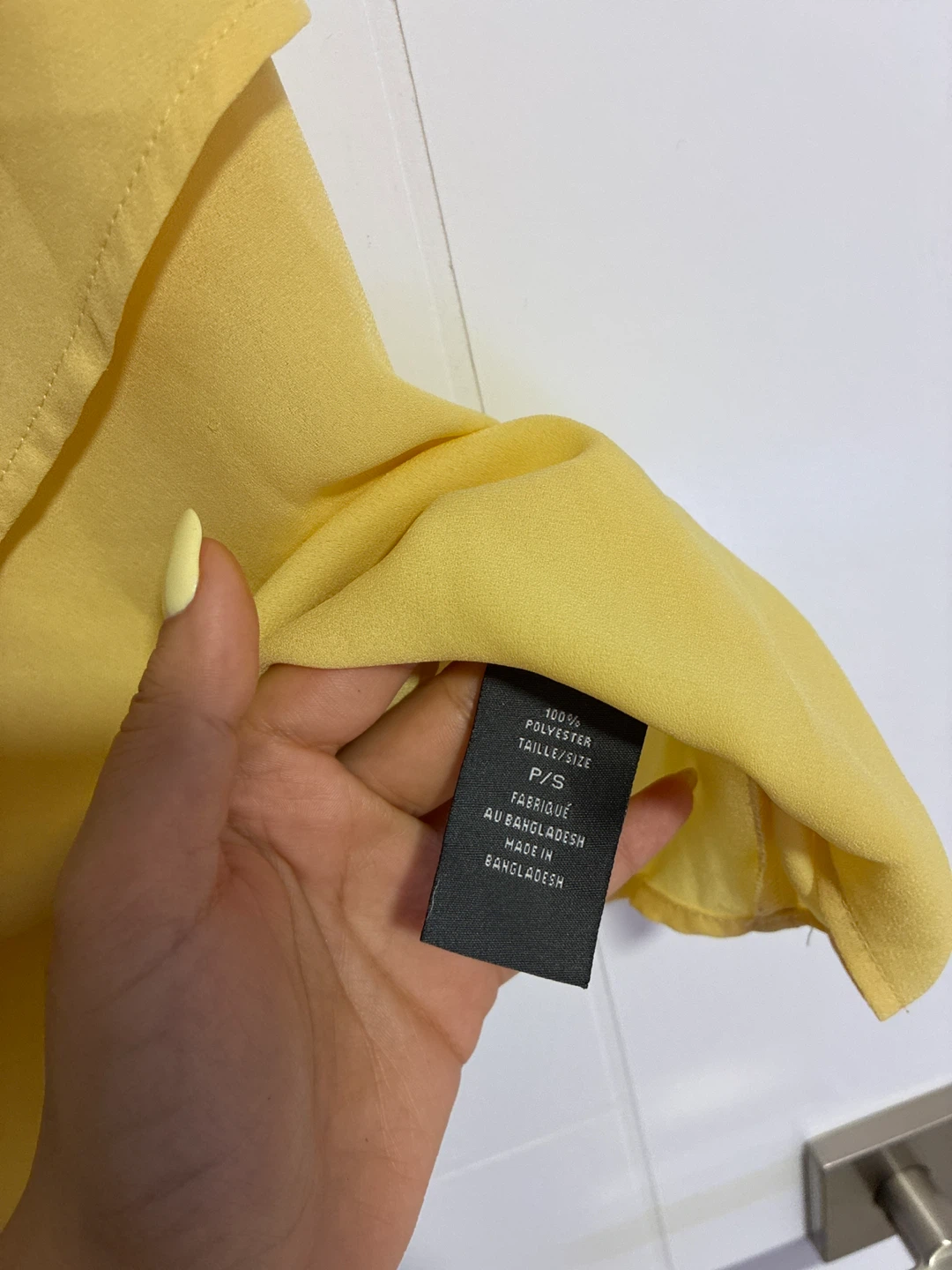 Suzy Shier Yellow Sleeveless Blouse - Size P/S - photo 4