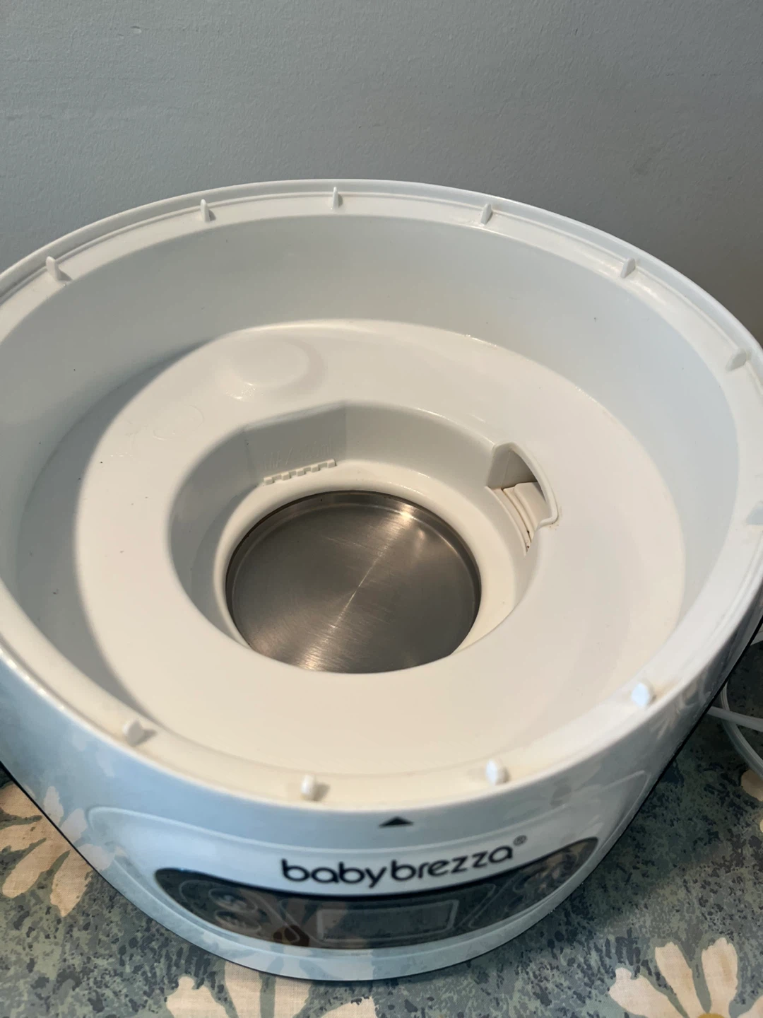 Baby Brezza Sterilizer Bottle Dryer - photo 2