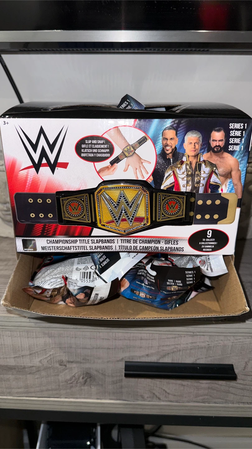 WWE Championship Title Slap Bands Series 1 - photo 3