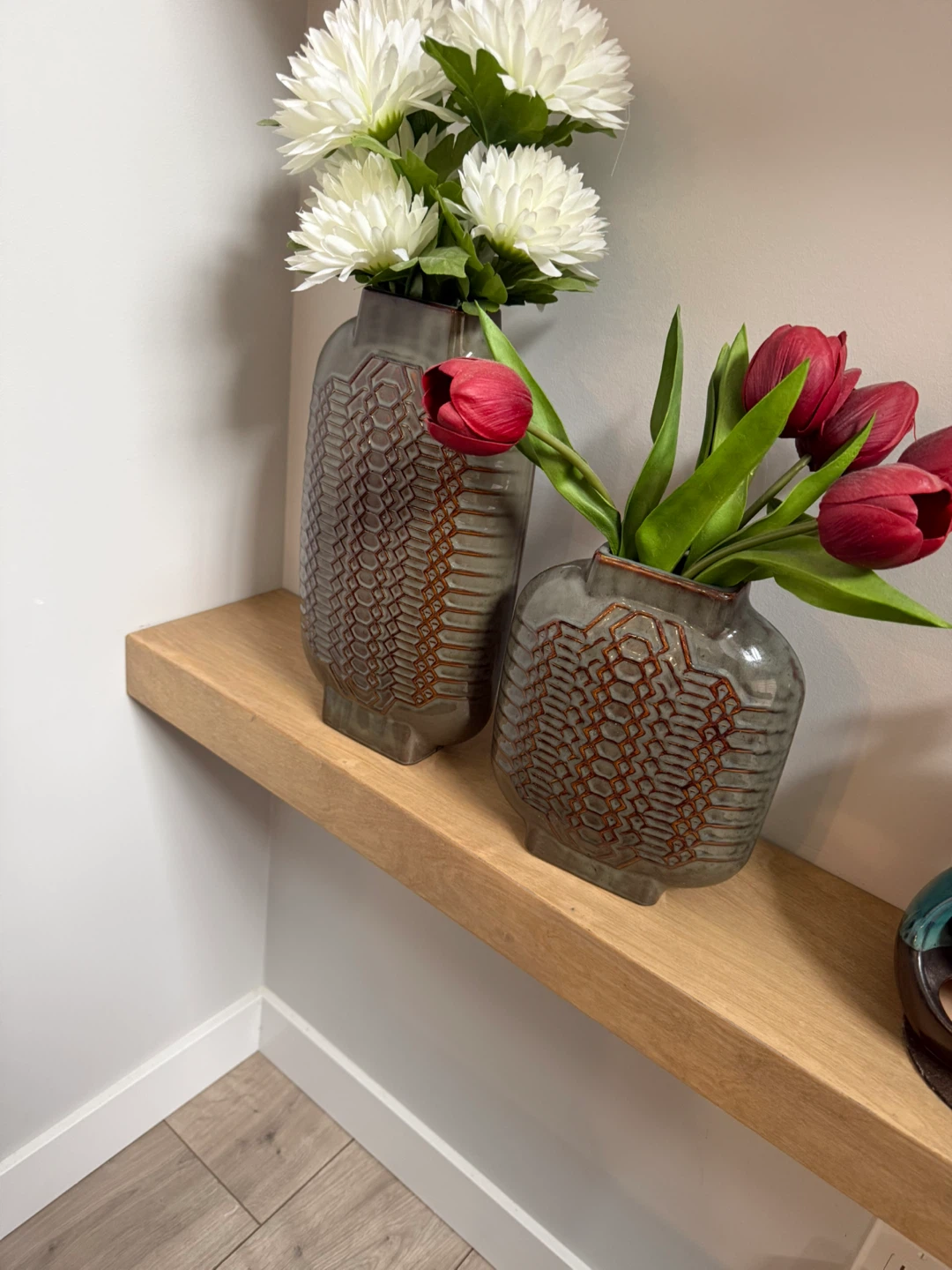 Grey Embossed Geometric Vase - photo 3