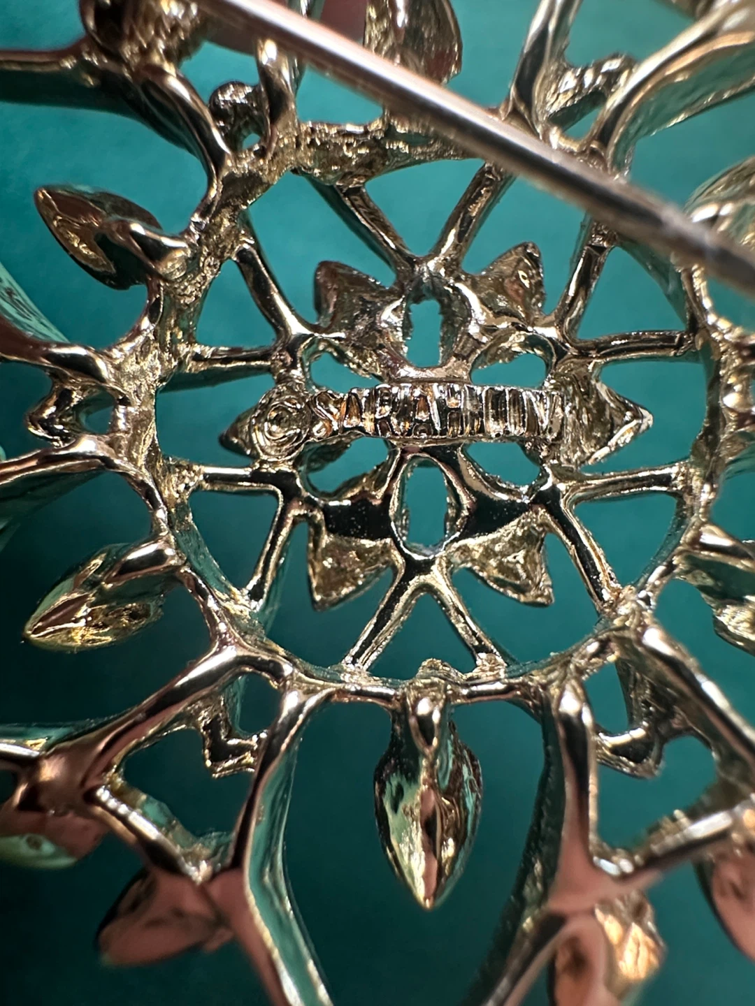 Sarah Coventry Gold Tone Floral Brooch - photo 3