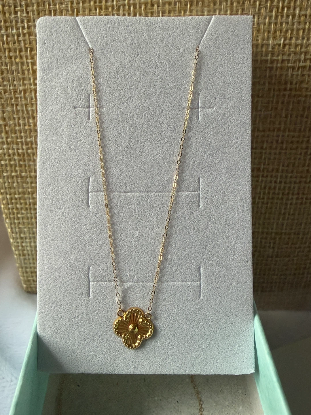 18K Gold Clover Pendant Necklace - photo 4