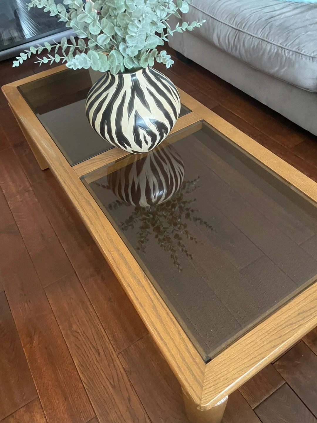 Wood and Glass Coffee Table - photo 3