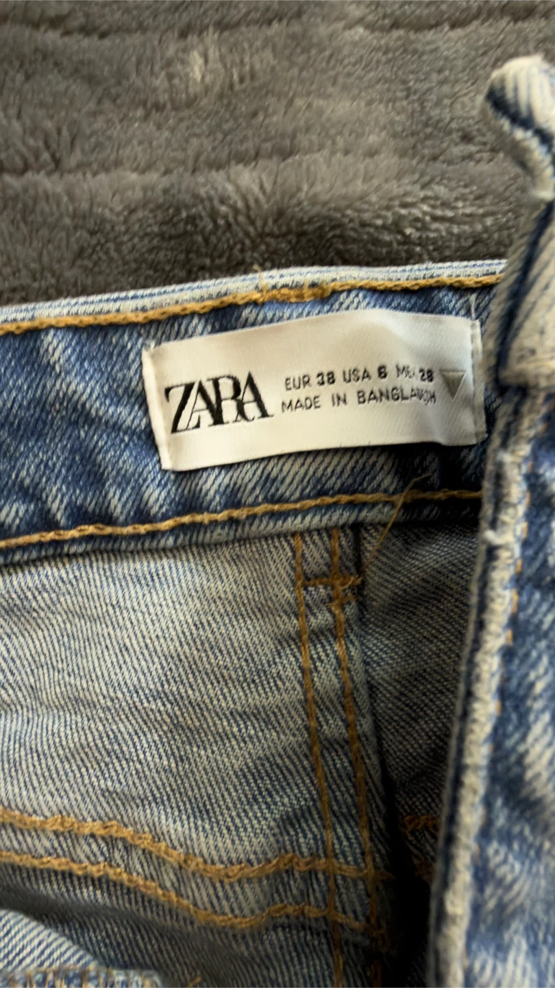 Zara Denim Shorts - photo 3