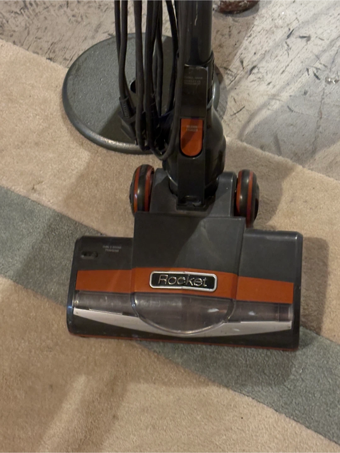 Shark vacuum - photo 3