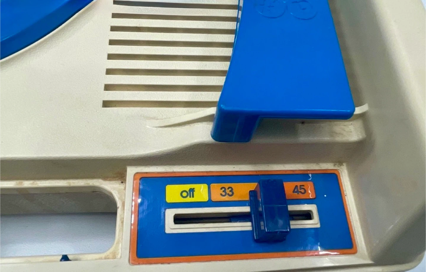 Vintage fisher price record player - photo 3