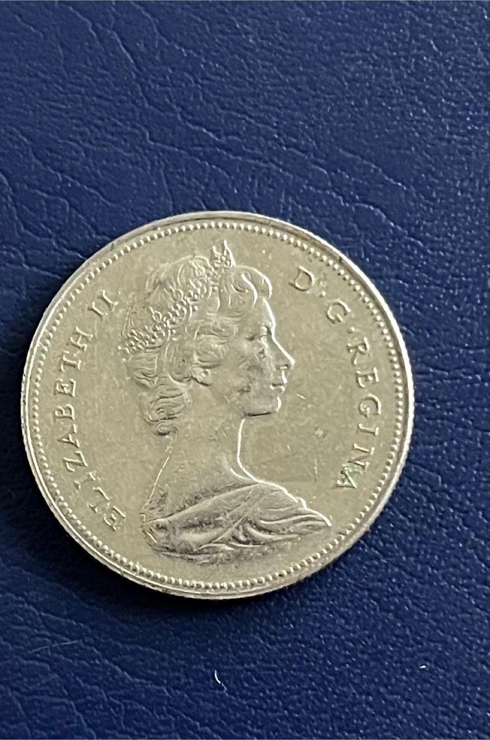 Military’s coat 1973 Canada 50 Cents Coin - photo 2
