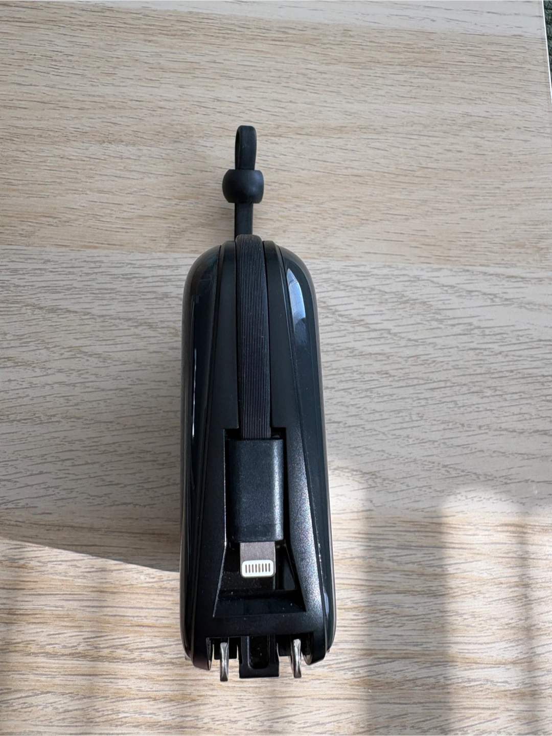 IDMIX Power Bank 10000mAh Black with globe plug adapter - photo 4