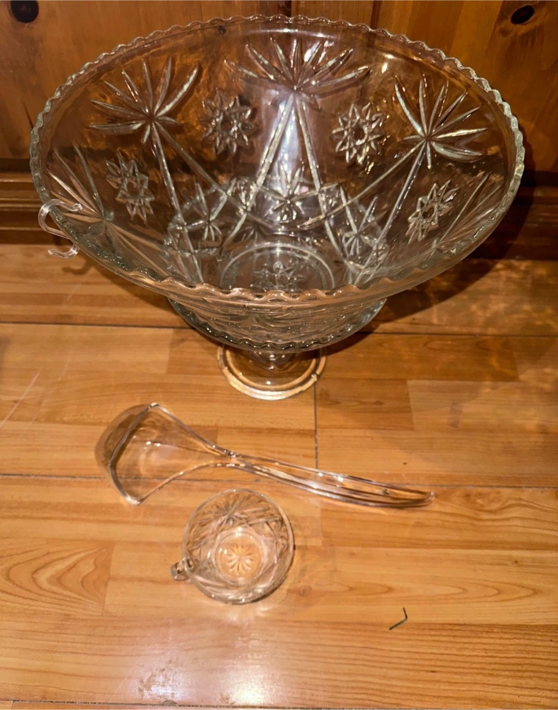 Anchor Hocking Early American Prescut (EAPC) punch bowl set,