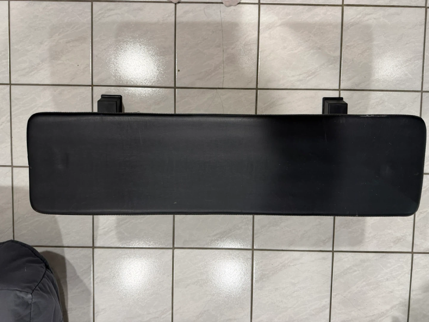 Black Padded Bench Seat - photo 3