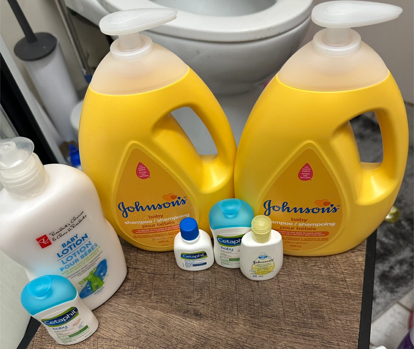 Johnson's Baby Shampoo & President's Choice Baby Lotion Bundle