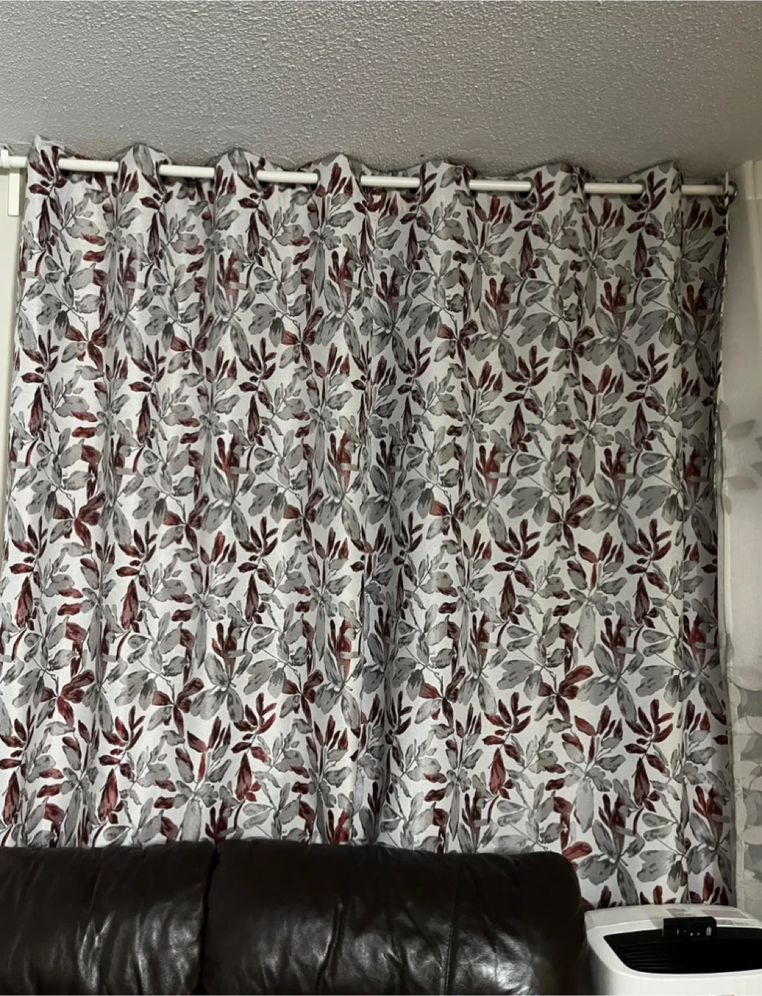 Set of Panel Floral Curtains/Drapes 5 pcs- Gently Used - photo 2