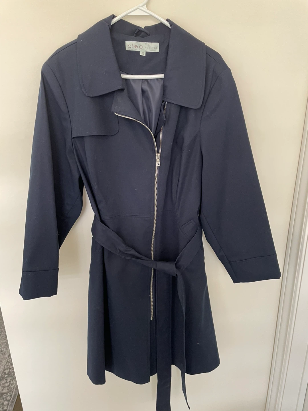 Ladies Spring Raincoat size XXL Petites