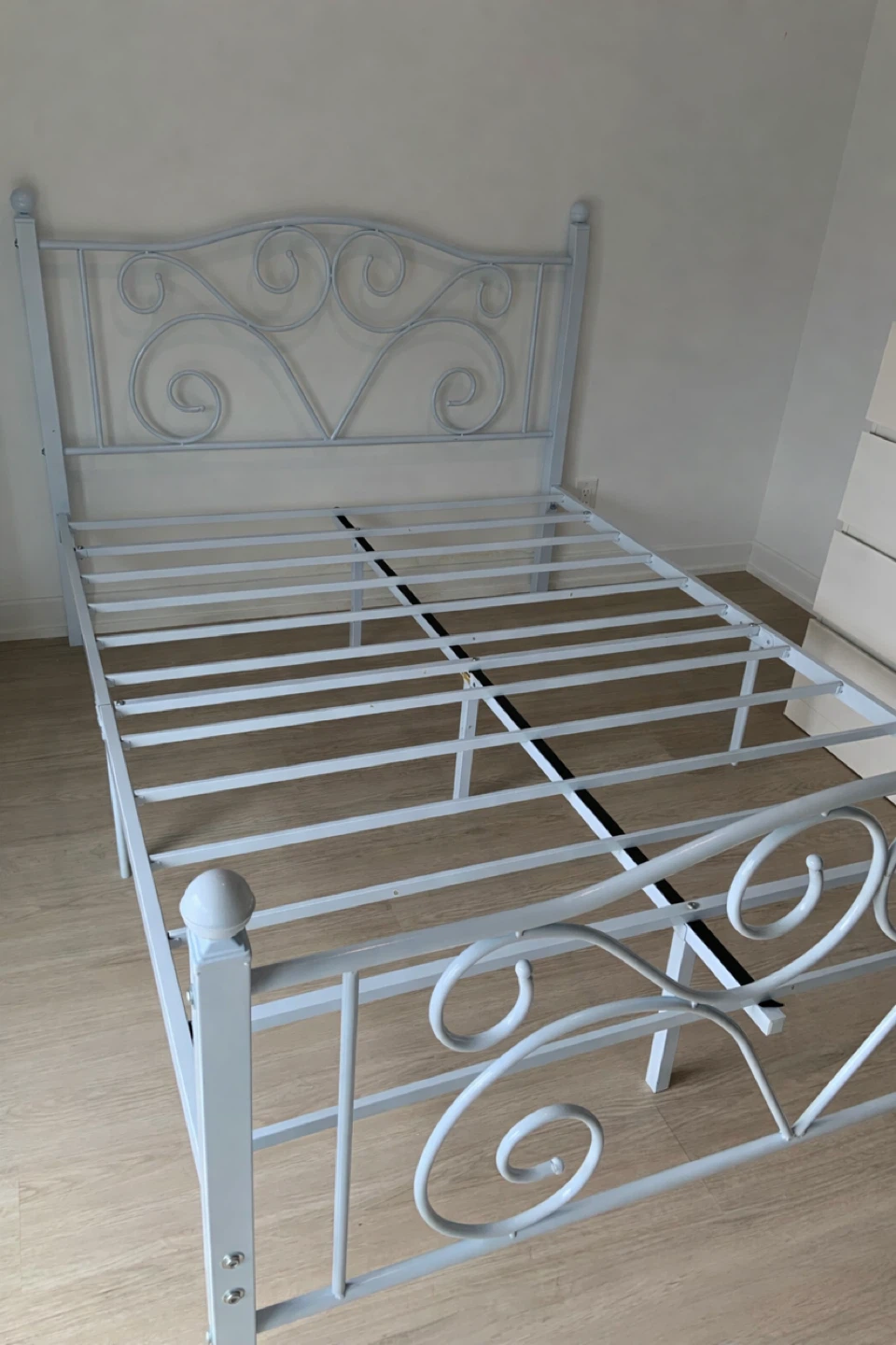 Full Size Metal Bed Frame - Parisian Style - photo 5