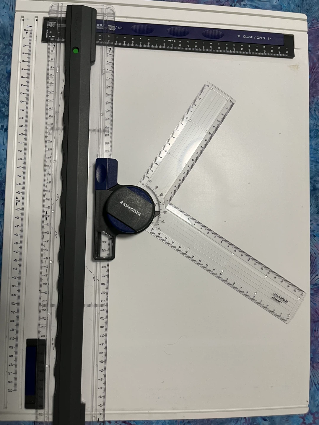 *New 1/2 price STAEDTLER Mars A3 Drafting Board 661 120 - photo 4