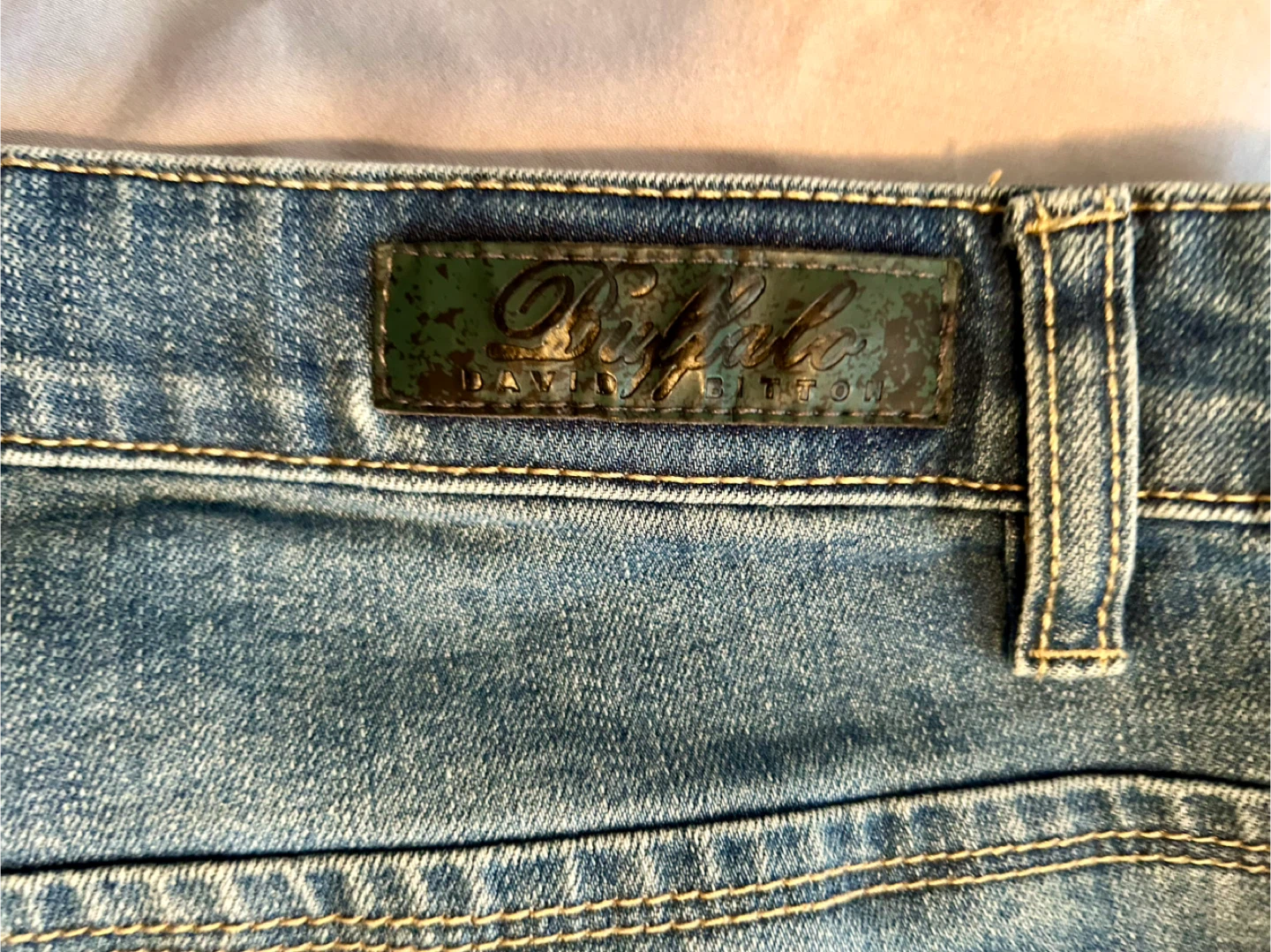 Ladies Buffalo Denim Jeans - Size 12x32” inseam - photo 4
