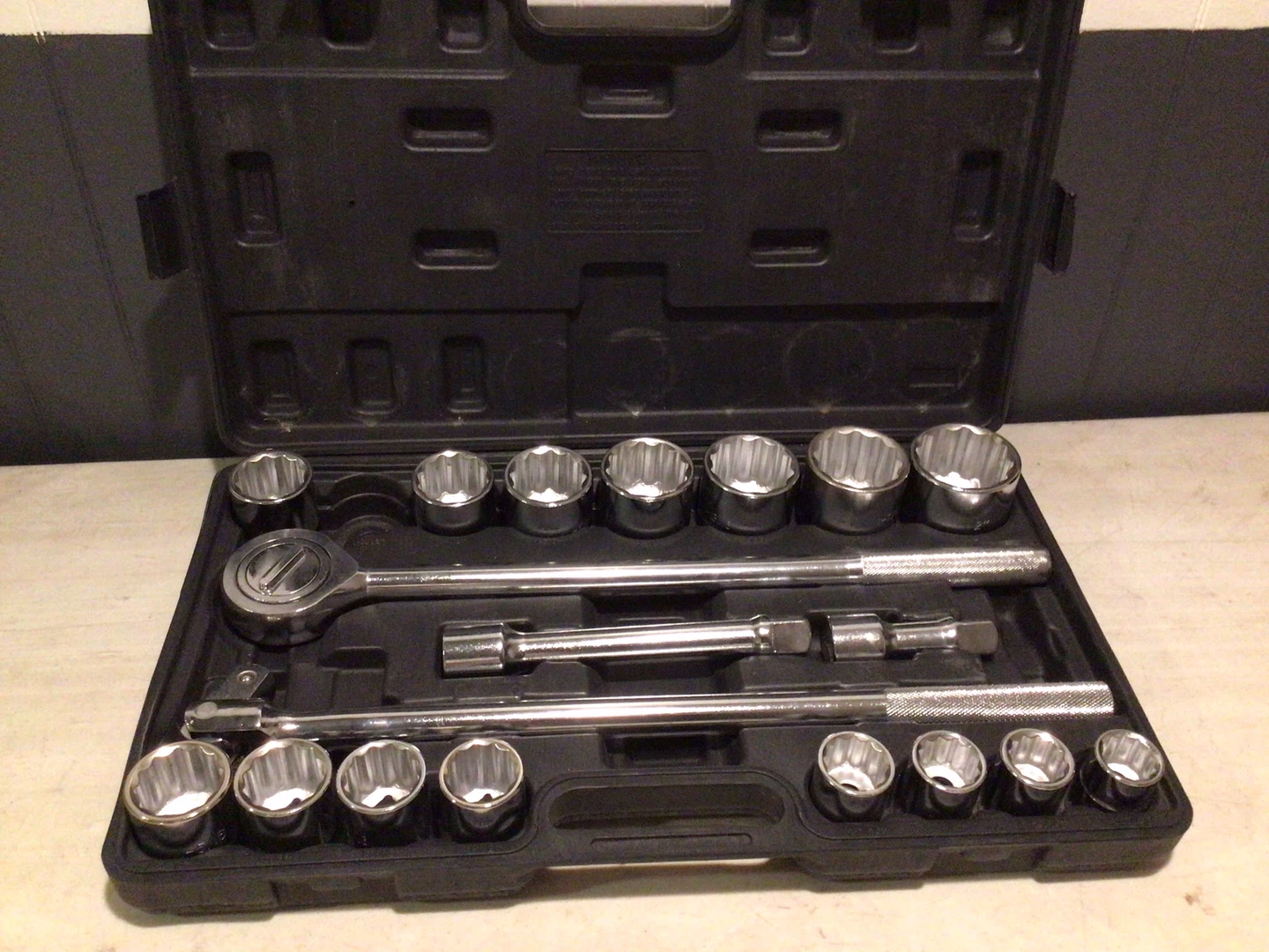 3/4" Drive SAE Jumbo Socket Set Heavy Duty With Case 20-Piece - photo 2