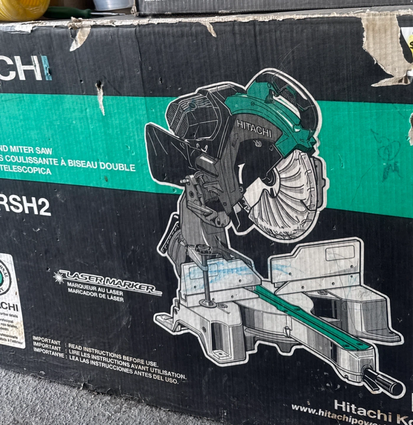Hitachi C10FSH2 Compound Sliding Miter Saw