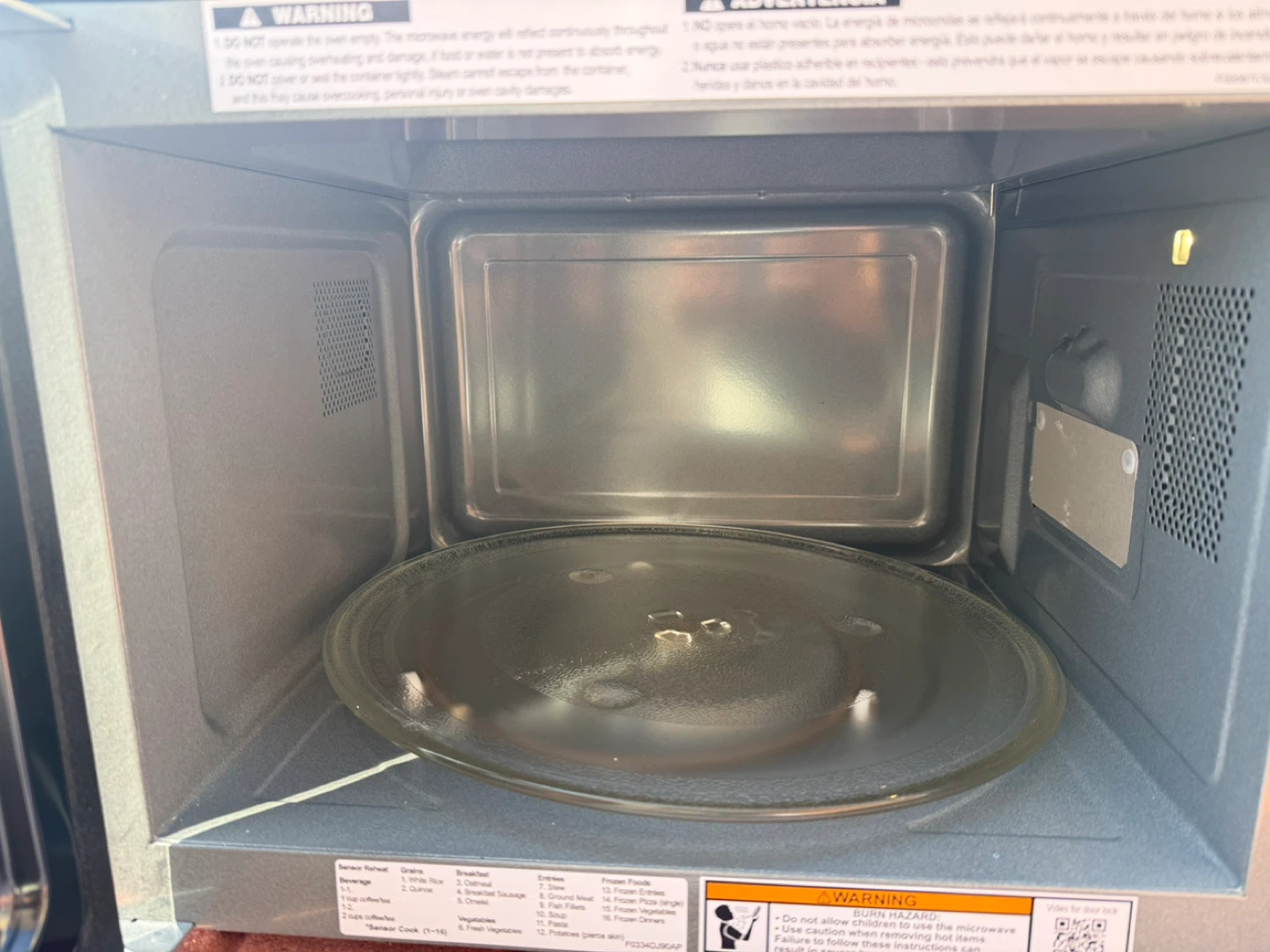 Panasonic Inverter Microwave Oven Model No. NN-SN67QS - photo 3