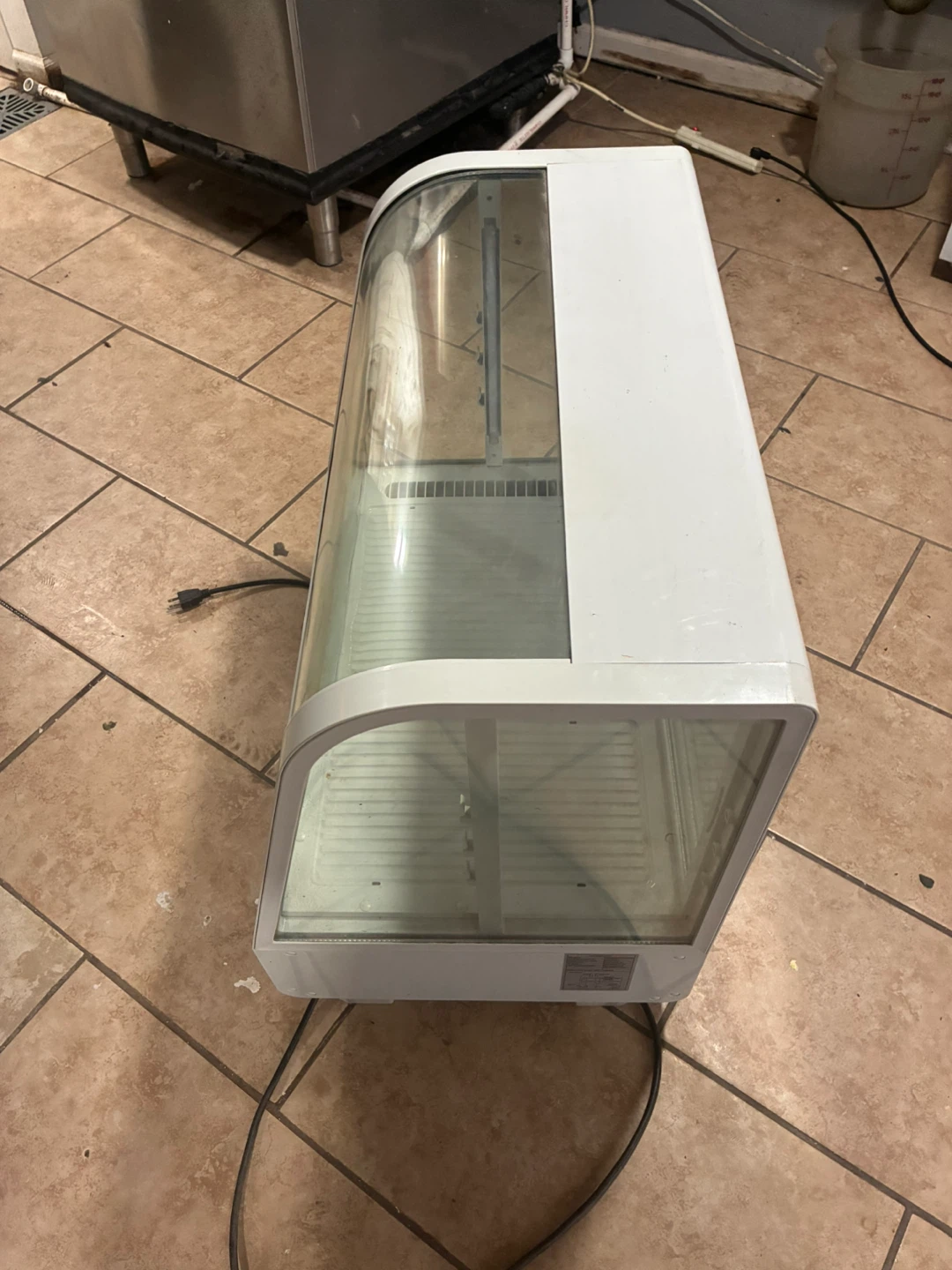 Marchia Refrigerated Display Case - photo 2