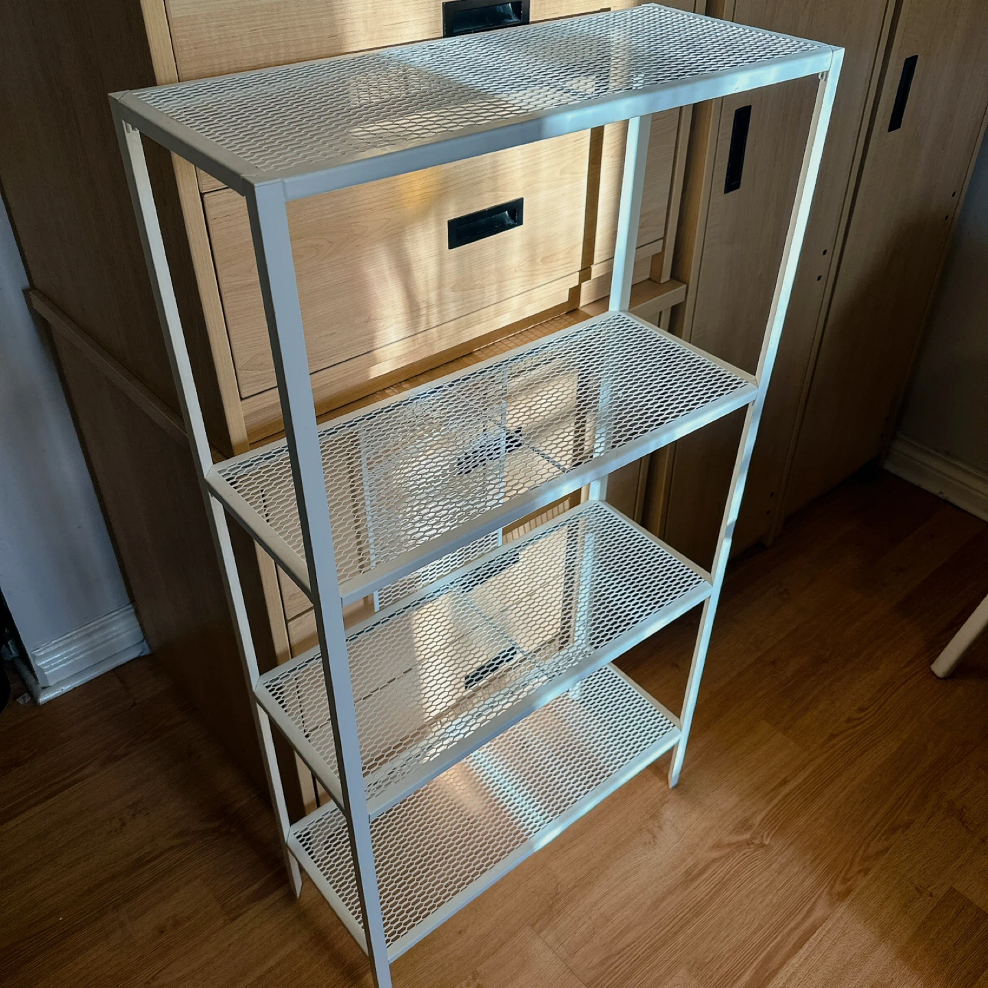 White 4-Tier Metal Mesh Shelf Unit - photo 2