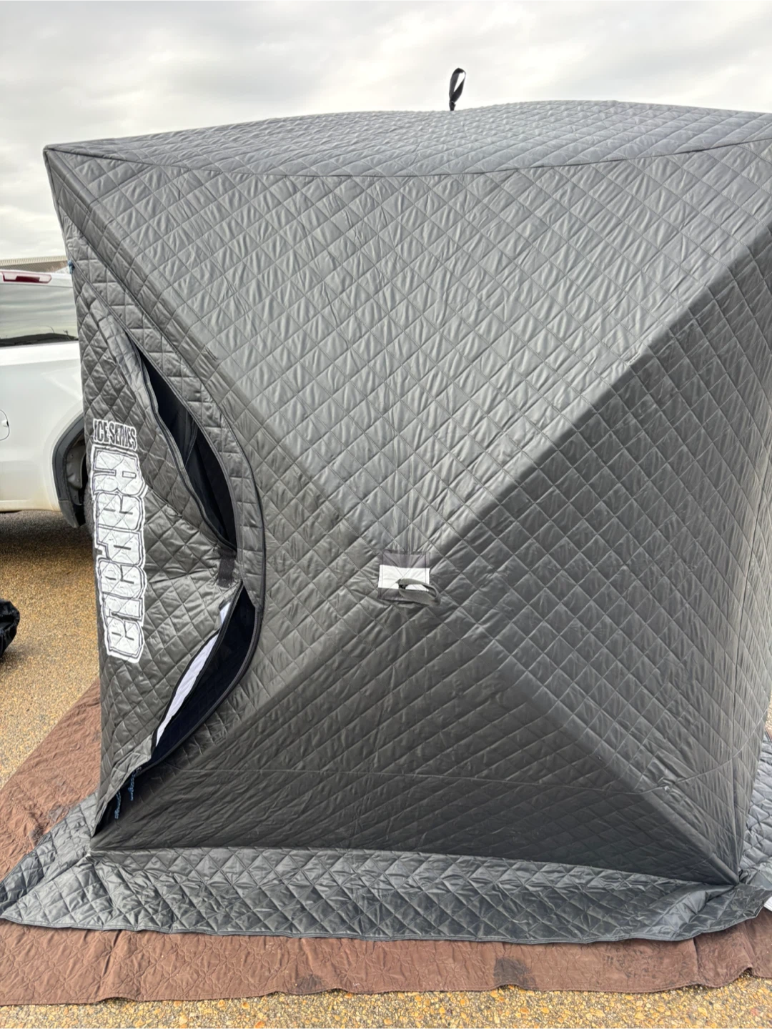 Clam Ice Team Pro Ice Shelter - photo 5
