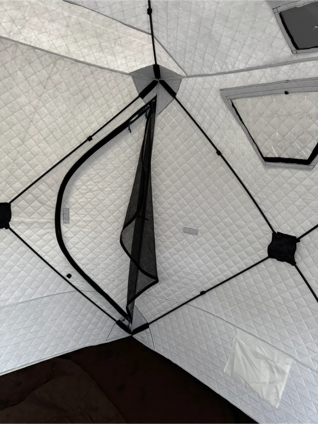 Clam Ice Team Pro Ice Shelter - photo 2