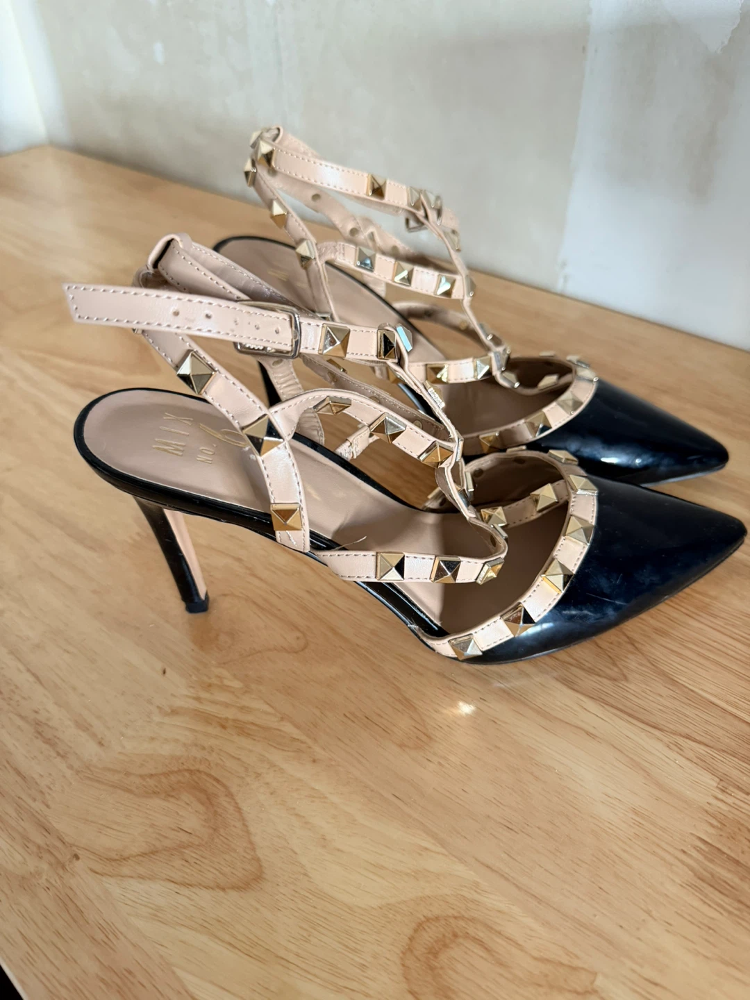 Women's Black Studded Pointed Toe Heels - photo 2