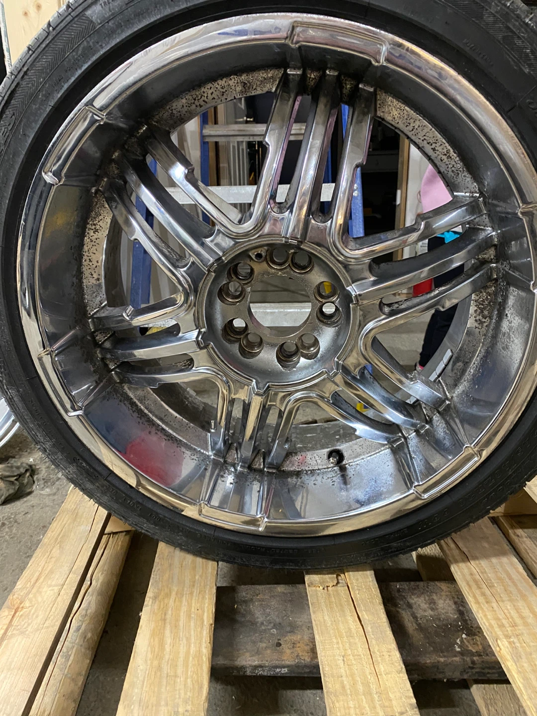 Chrome Rims with Tires 245/40ZR20 - photo 3