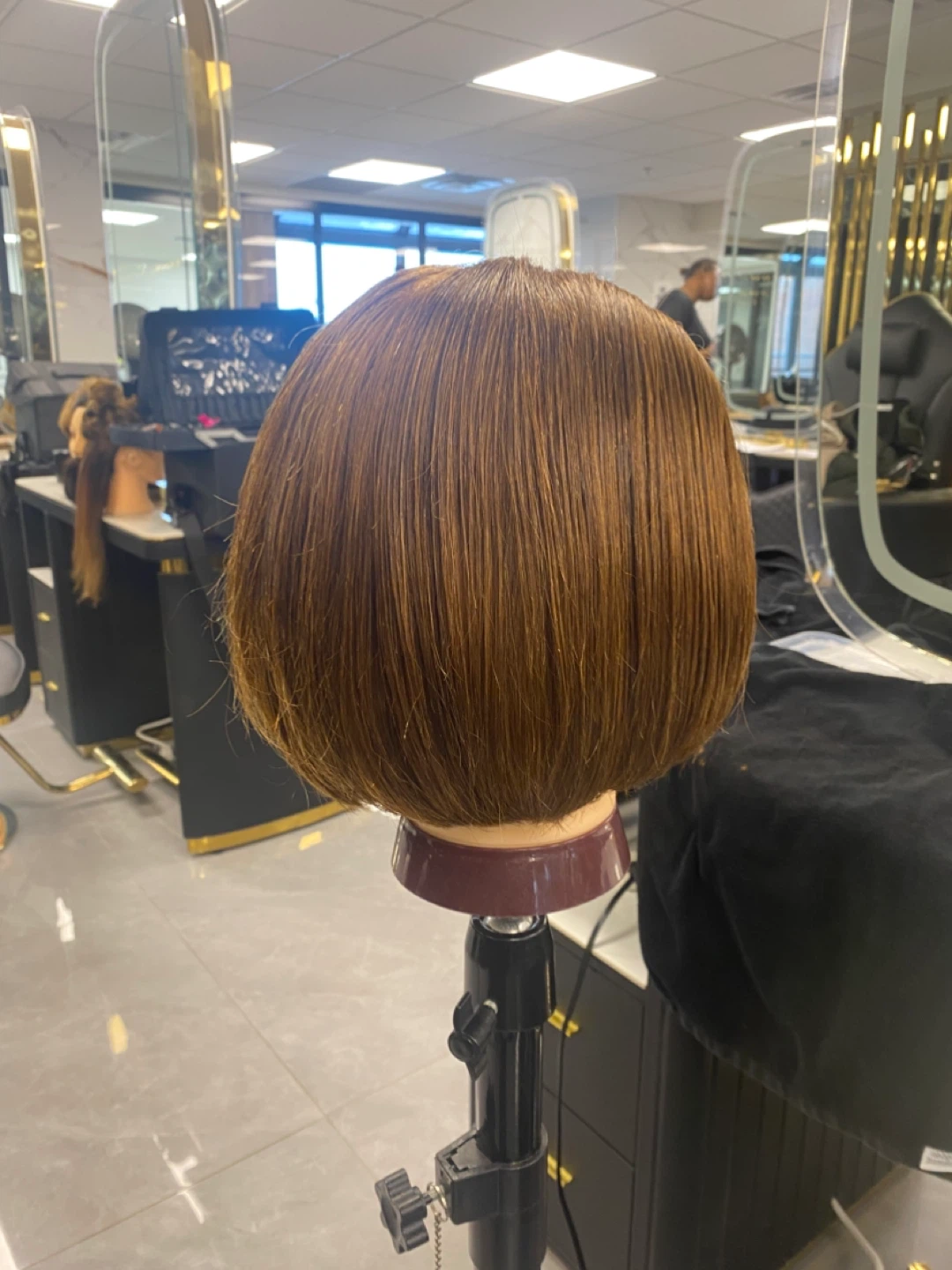 Brown Bob Mannequin Head