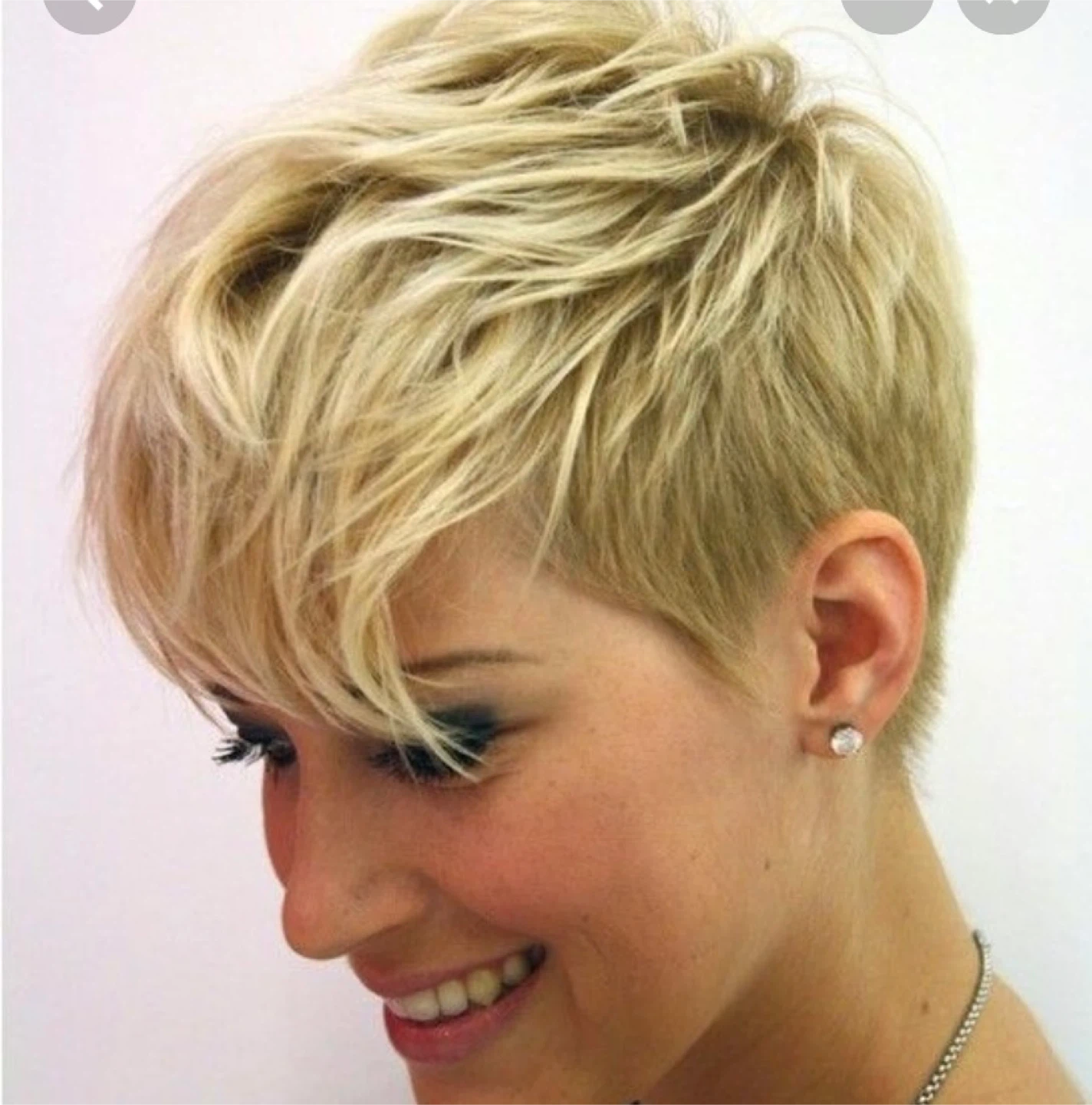 Brown Bob Mannequin Head - photo 2