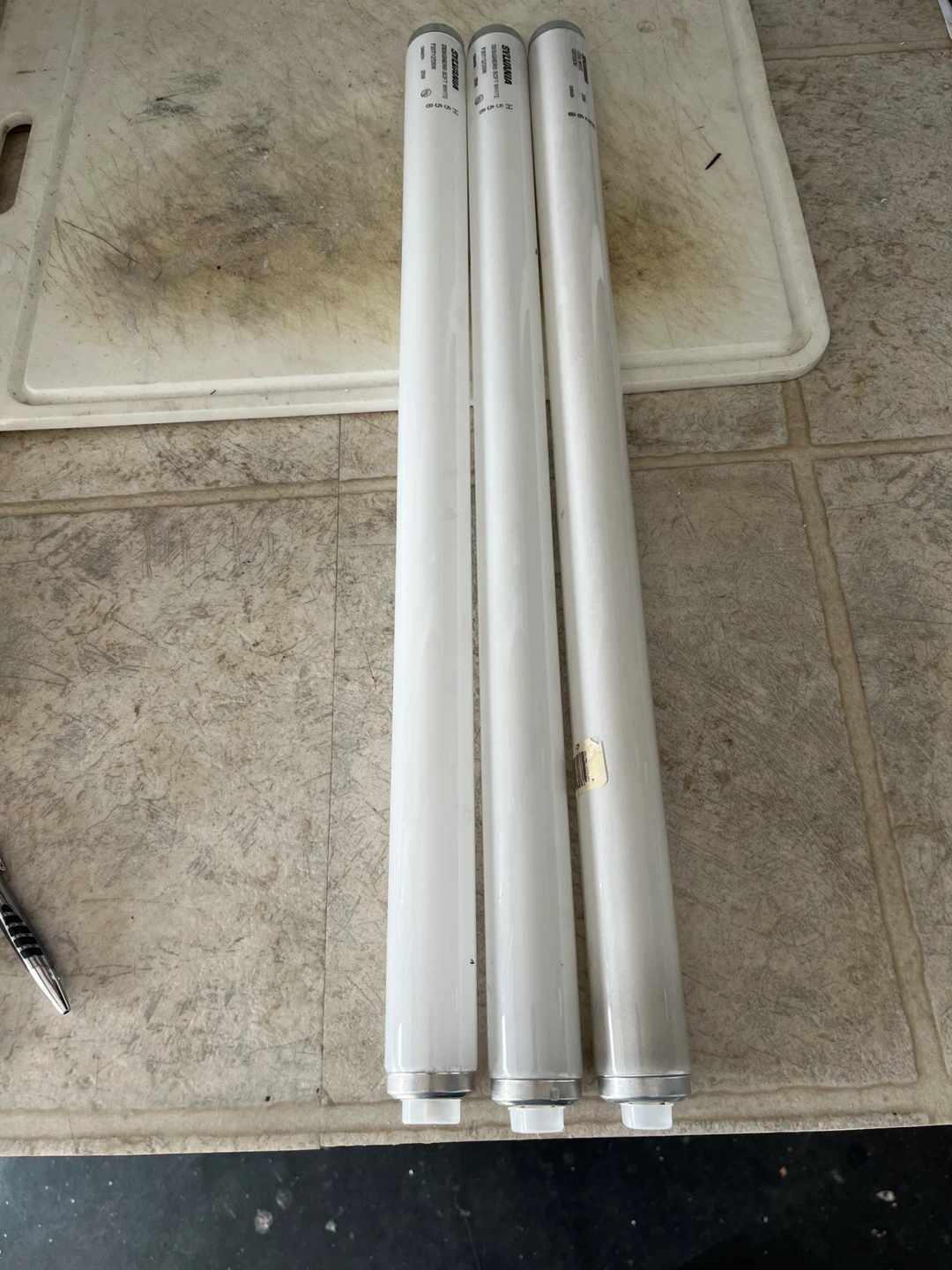 Fluorescent fixtures