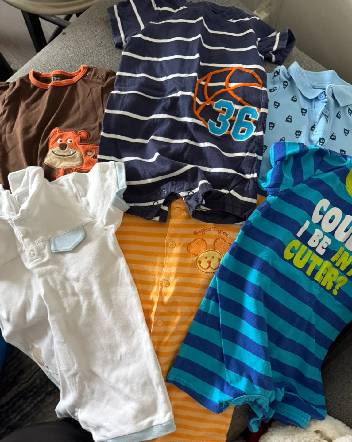 Bundle of 6 baby onesies