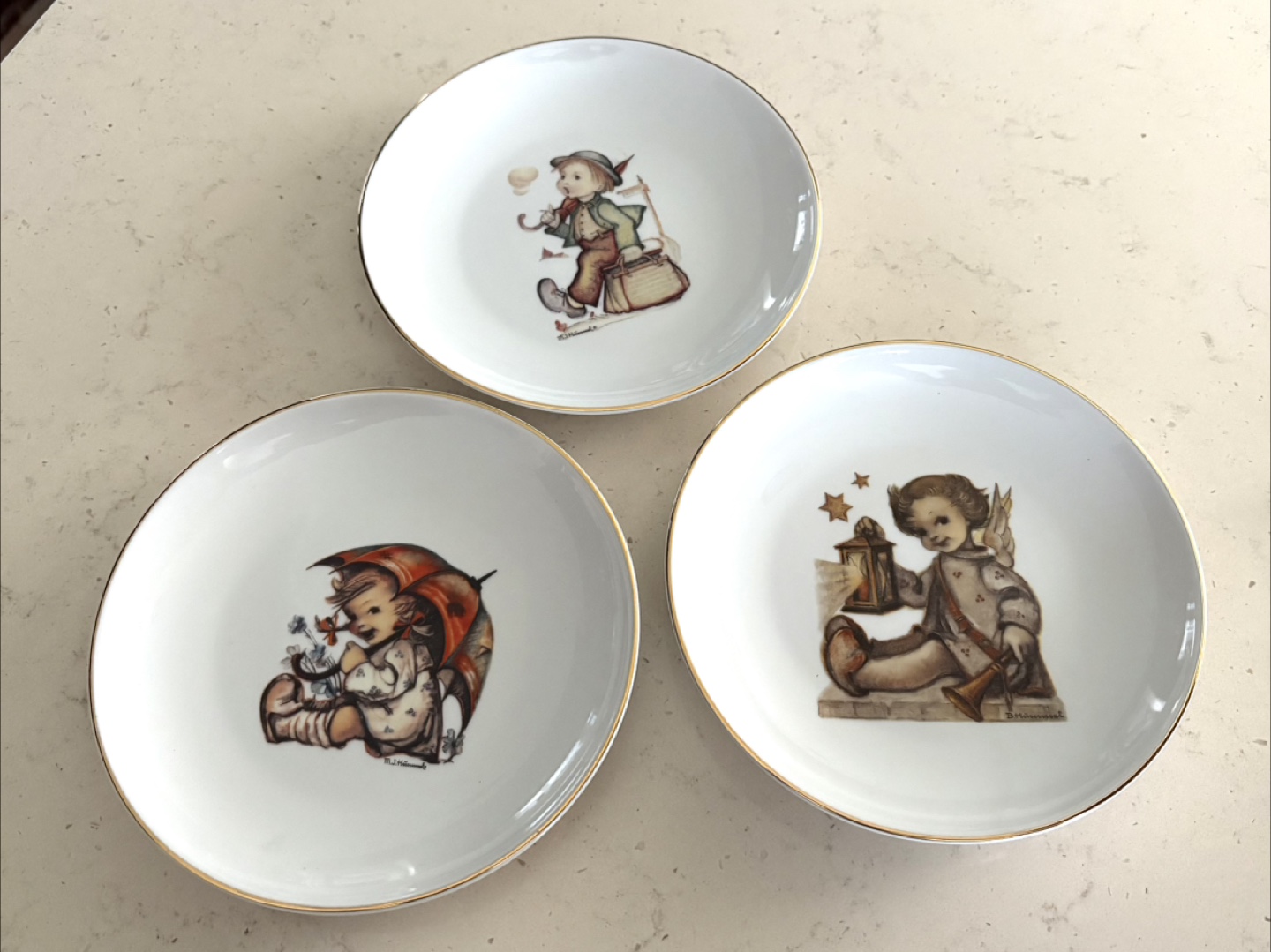 Set of 3 Hummel Decorative Plates - New - photo 2