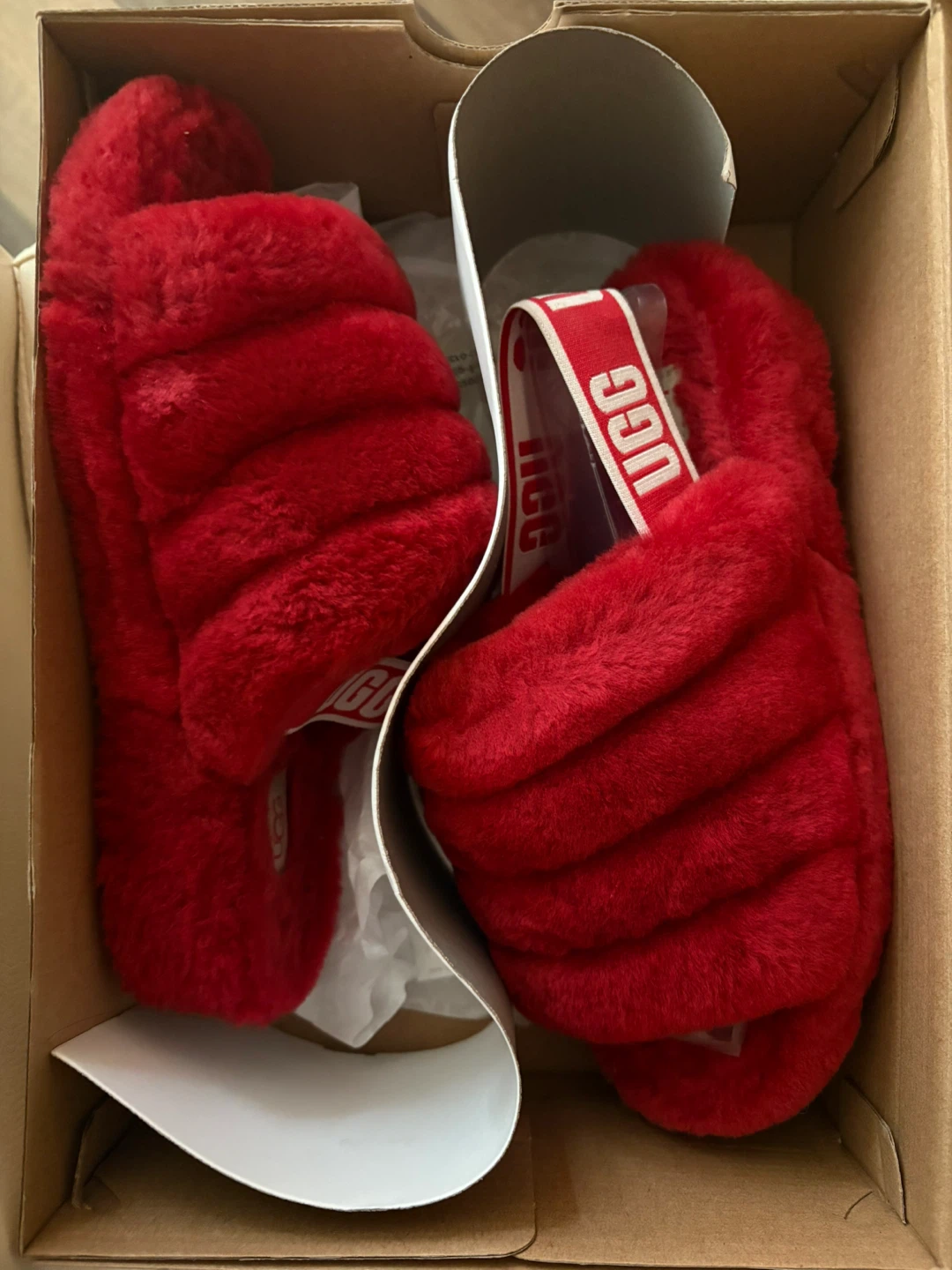 UGG W Fluff Yeah Slide Red Size 8