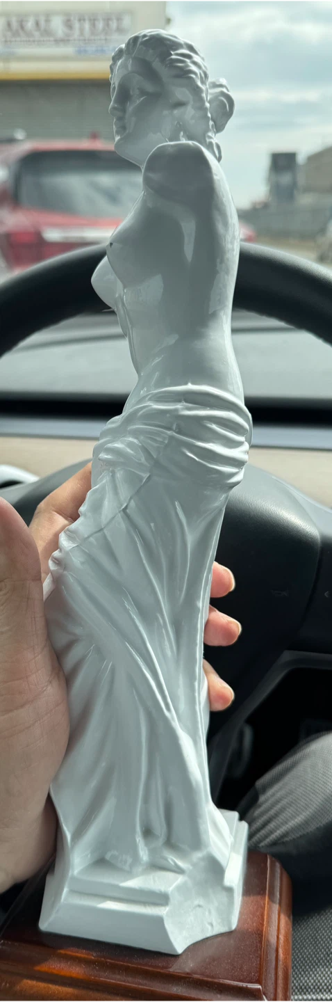 White Venus Statue with Wooden Base - photo 4