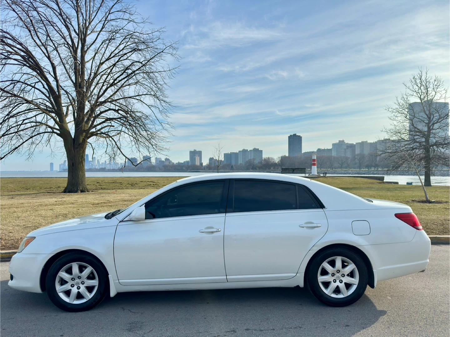 2008 Toyota Avalon XL V6 - photo 3
