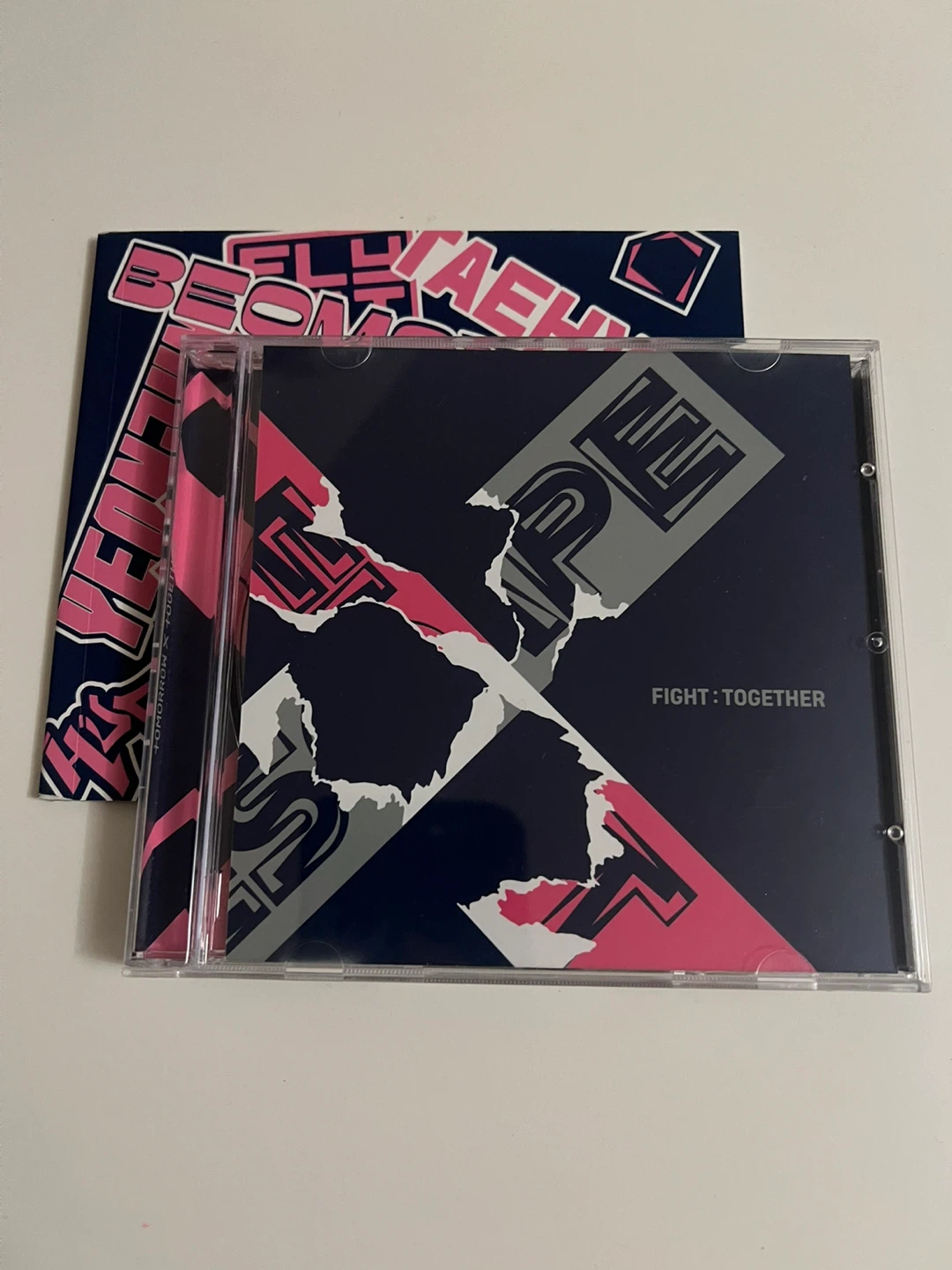 TXT The Chaos Chapter: FIGHT OR ESCAPE CD