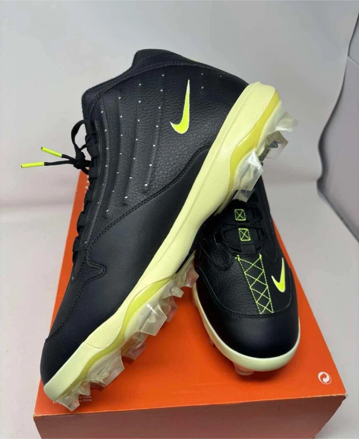 Nike Baseball Cleats - photo 5