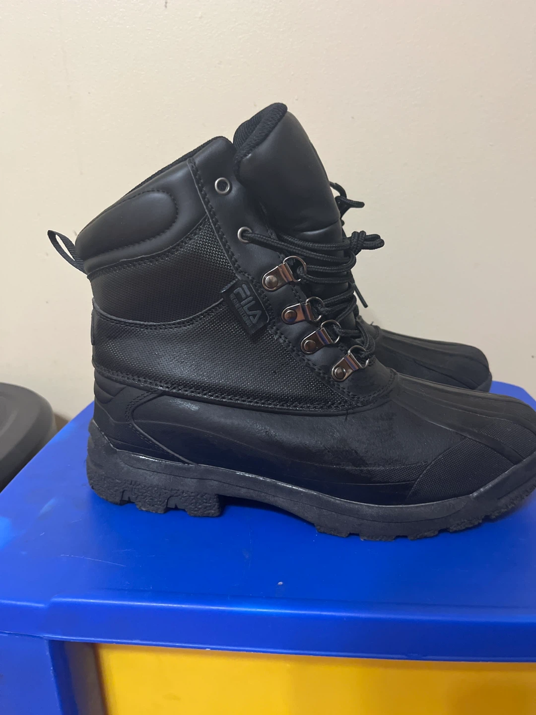 Fila Waterproof Boots size 81/2 - photo 2